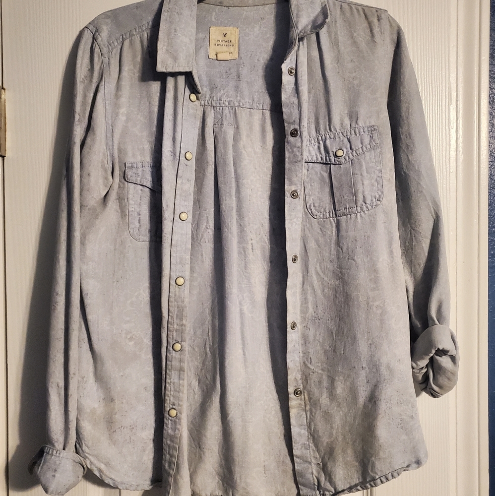 American Eagle Chambray Top